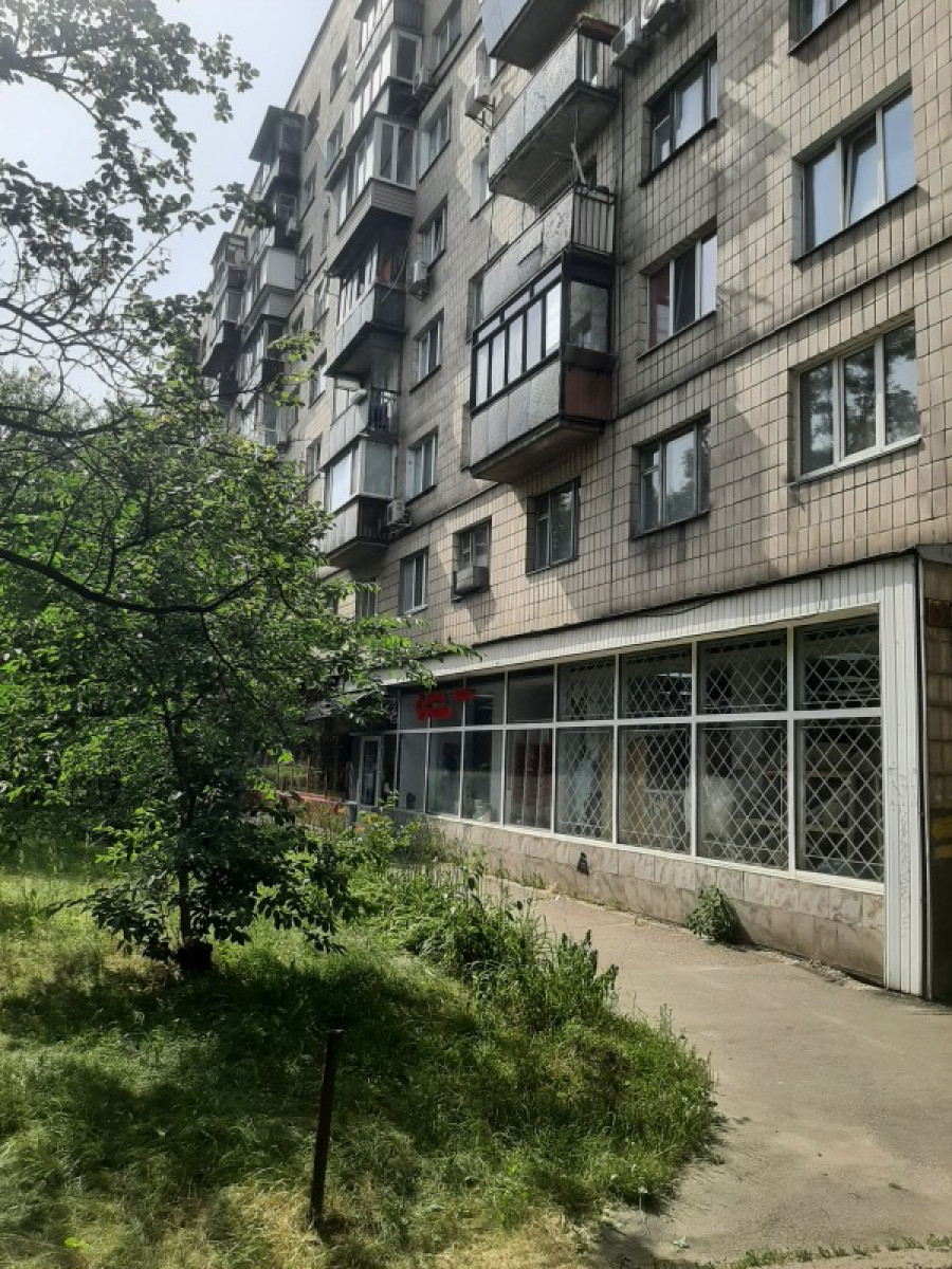 Двухкомнатная  квартира в Шевченковском районе, по ул. Дегтяревская,  44м2