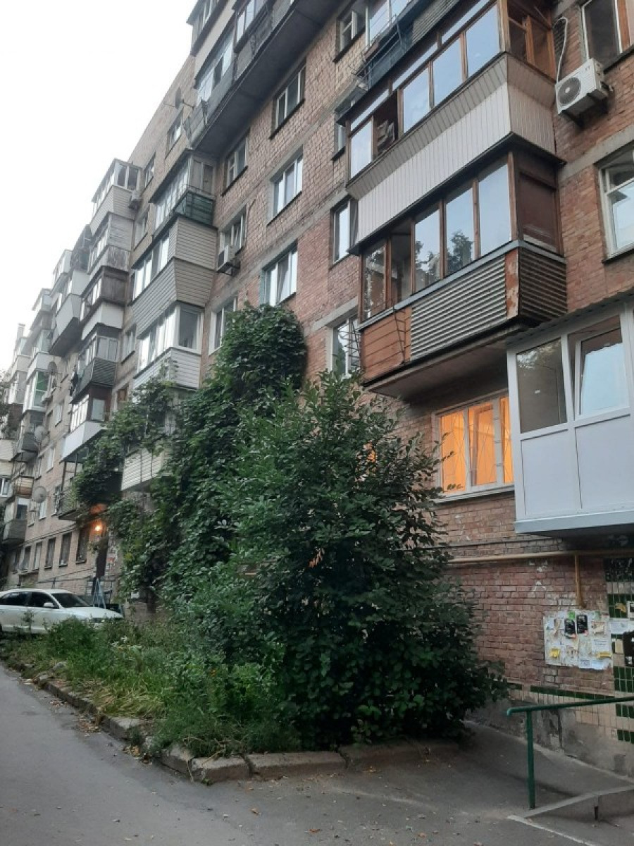 2 комнатная квартира в Голосеевском районе, 41,6 м2, метро ВДНХ  15минут SB
