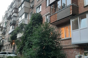 2 комнатная квартира в Голосеевском районе, 41,6 м2, метро ВДНХ  15минут SB