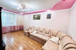 Продам Трехкомнатную квартиру на Масанах, мебель и техника, 78м2