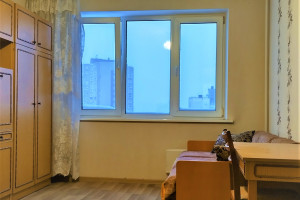 1 кімнатна видова квартира 7 хвилин до метро Героїв Дніпра, Мінська