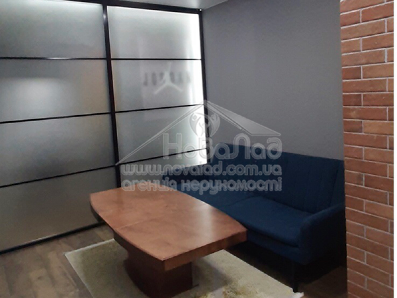 Предлагается 2-комнатная квартира в ЖК Svitlo Park с авторским ремонтом, полностью укомплектована