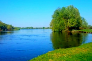 Земельна ділянка на березі ріки Десна