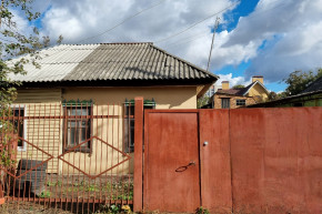 2 комнатная часть дома с отдельным двором и участком в районе Ремзавод
