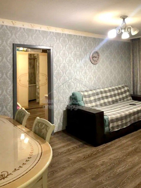 Предлагается стандартная 3-комнатная квартира по адресу: ул. Милютенко, 11, в Деснянском районе