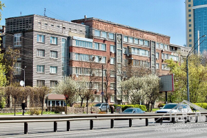Предлагается современная 4-ком. квартира 103м2 в исторической сталинке, 3 мин М КПИ