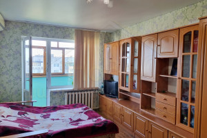 1 кімнатна квартира 34 м2 з косметичним ремонтом по вулиці Доценко