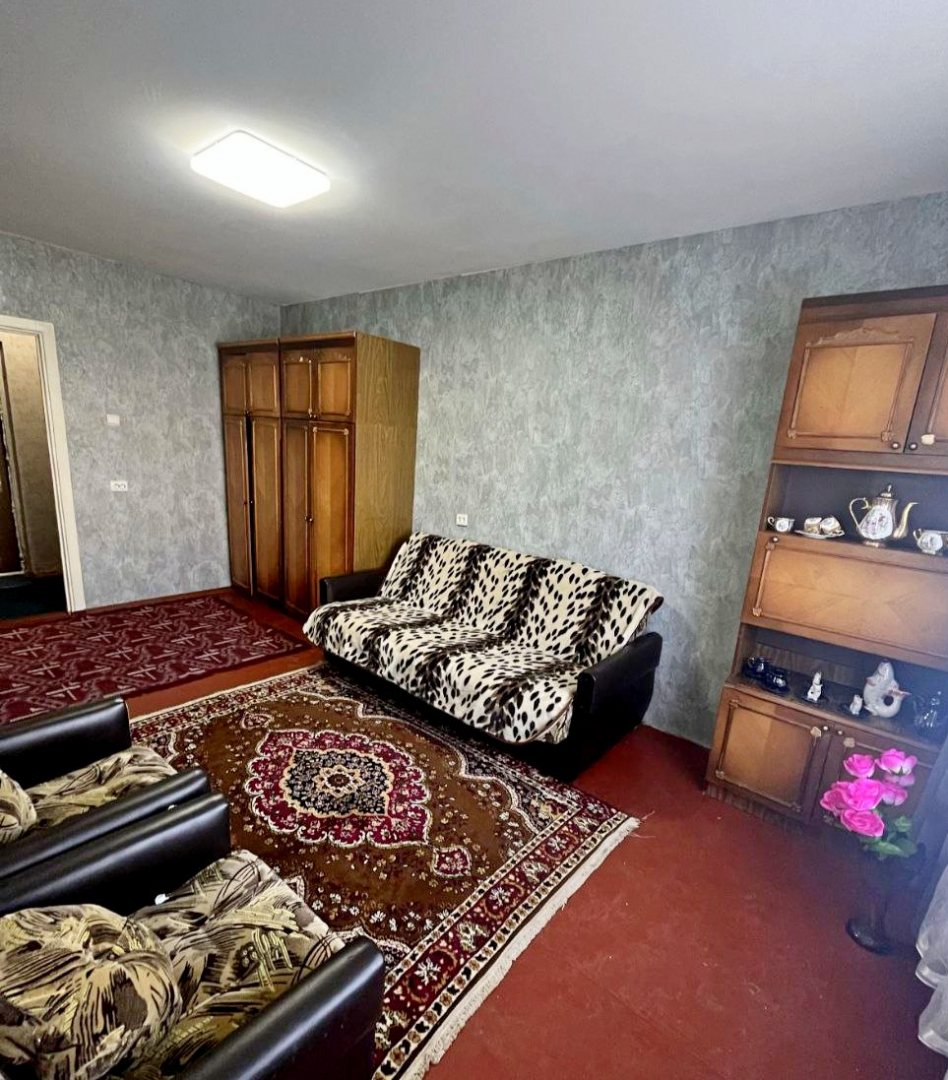 1 кімнатна квартира 40 м2 на 4 поверсі в житлому стані, вул. Пухова. Фото - 1