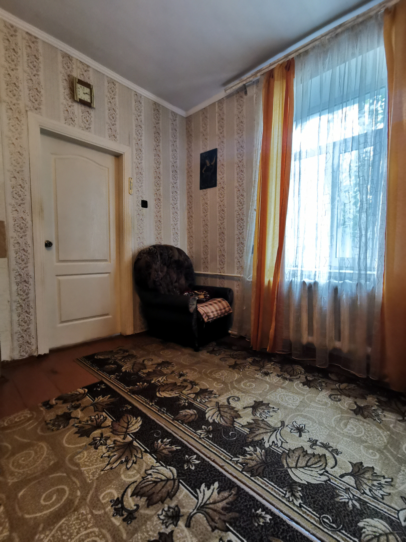 Продаж частини будинку з власним гаражем та всіма комунікаціями, вул.Тургенева. Фото - 5