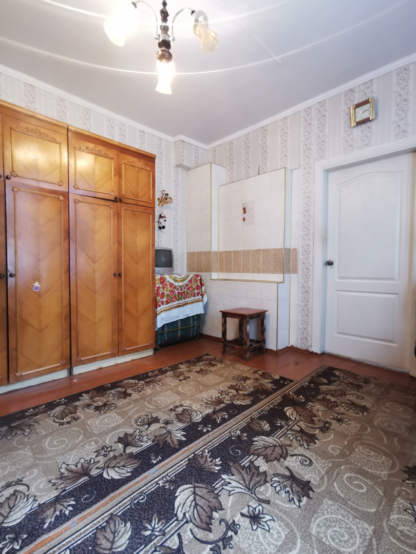 Продаж частини будинку з власним гаражем та всіма комунікаціями, вул.Тургенева. Фото - 4