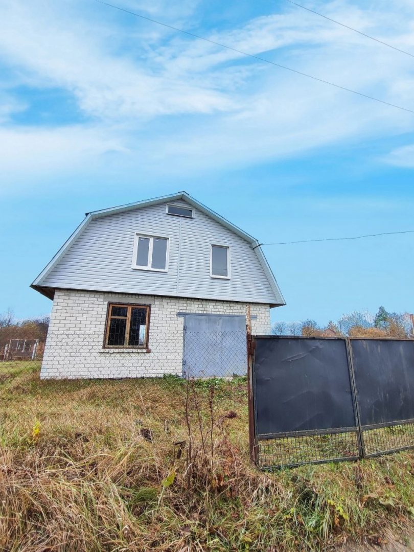 Дача з приватизованою ділянкою біля річки Десна с.Гориця. Фото - 3