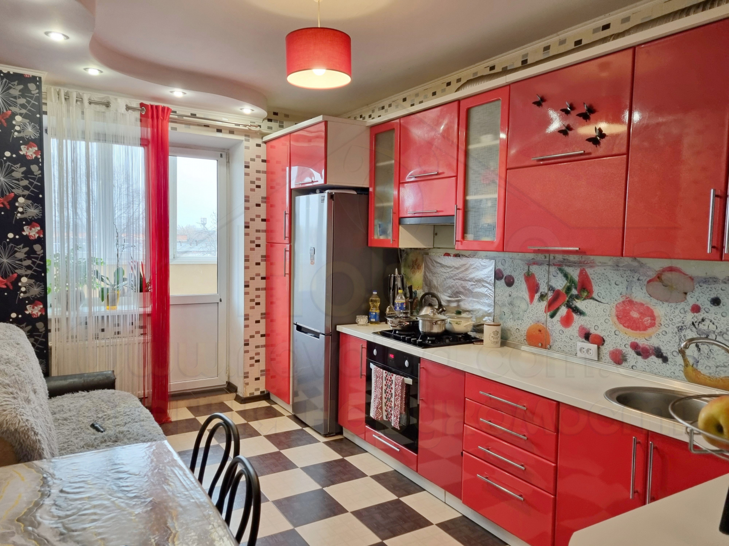 1 кімнатна квартира 44м2,3/10 з ремонтом та автономкою вул.Старобілоуська. Фото 1