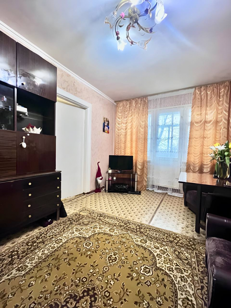 Затишна 2-кімнатна квартира в р-ні Червоного мосту, єВідновлення. Фото 1