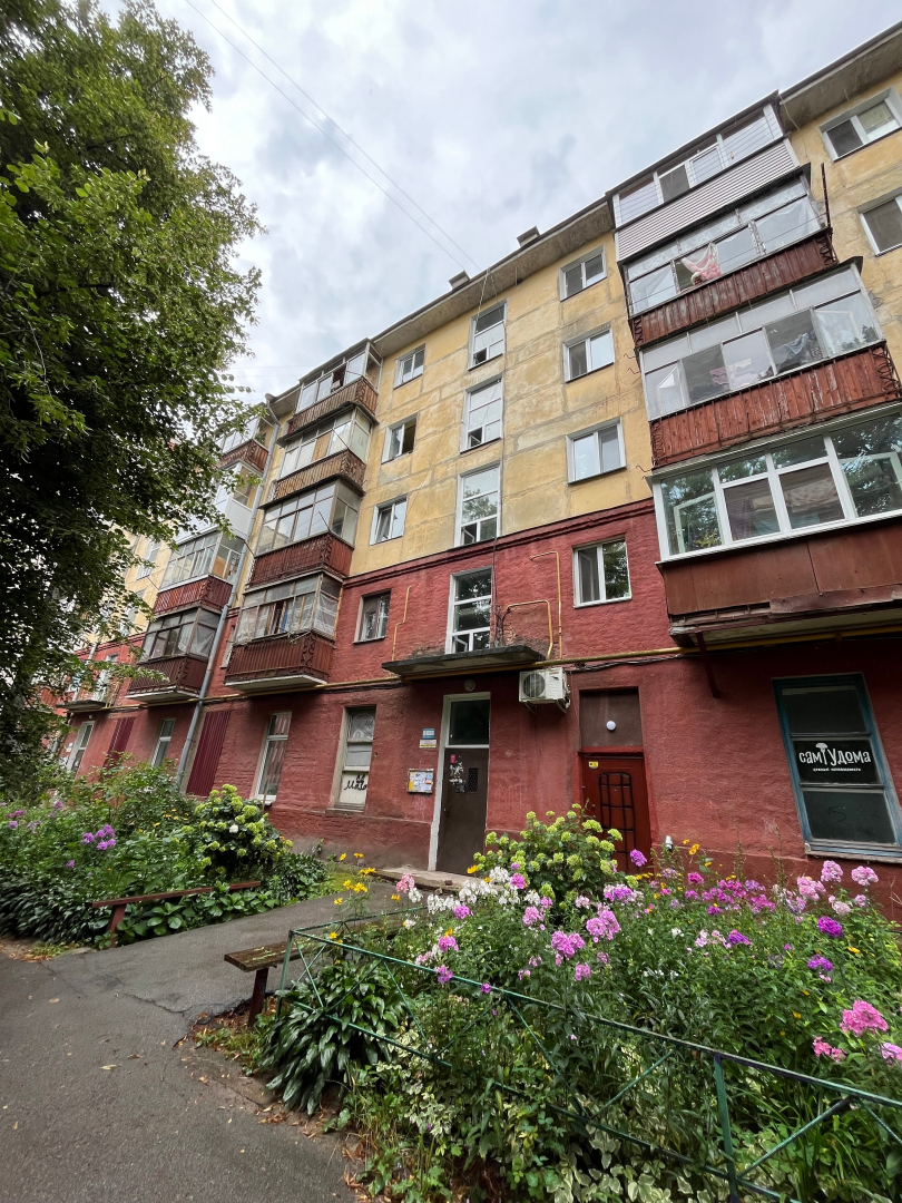 Продається 2-на квартира 42м2 під ремонт, вул. Льотна. Фото 1