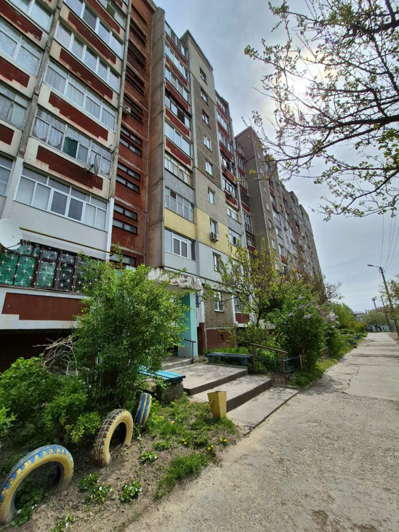 Простора 2-кімнатна квартира. Фото - 16