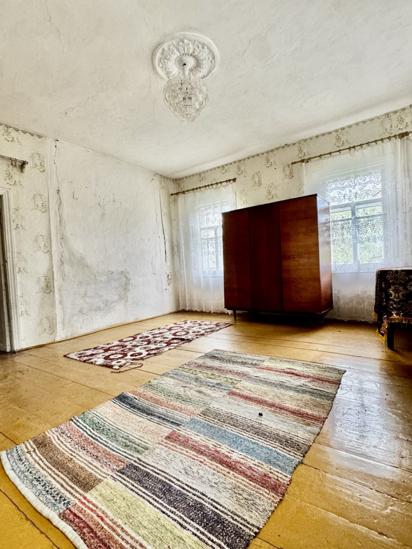 Добротна хата біля річки, смт Ріпки!. Фото - 12