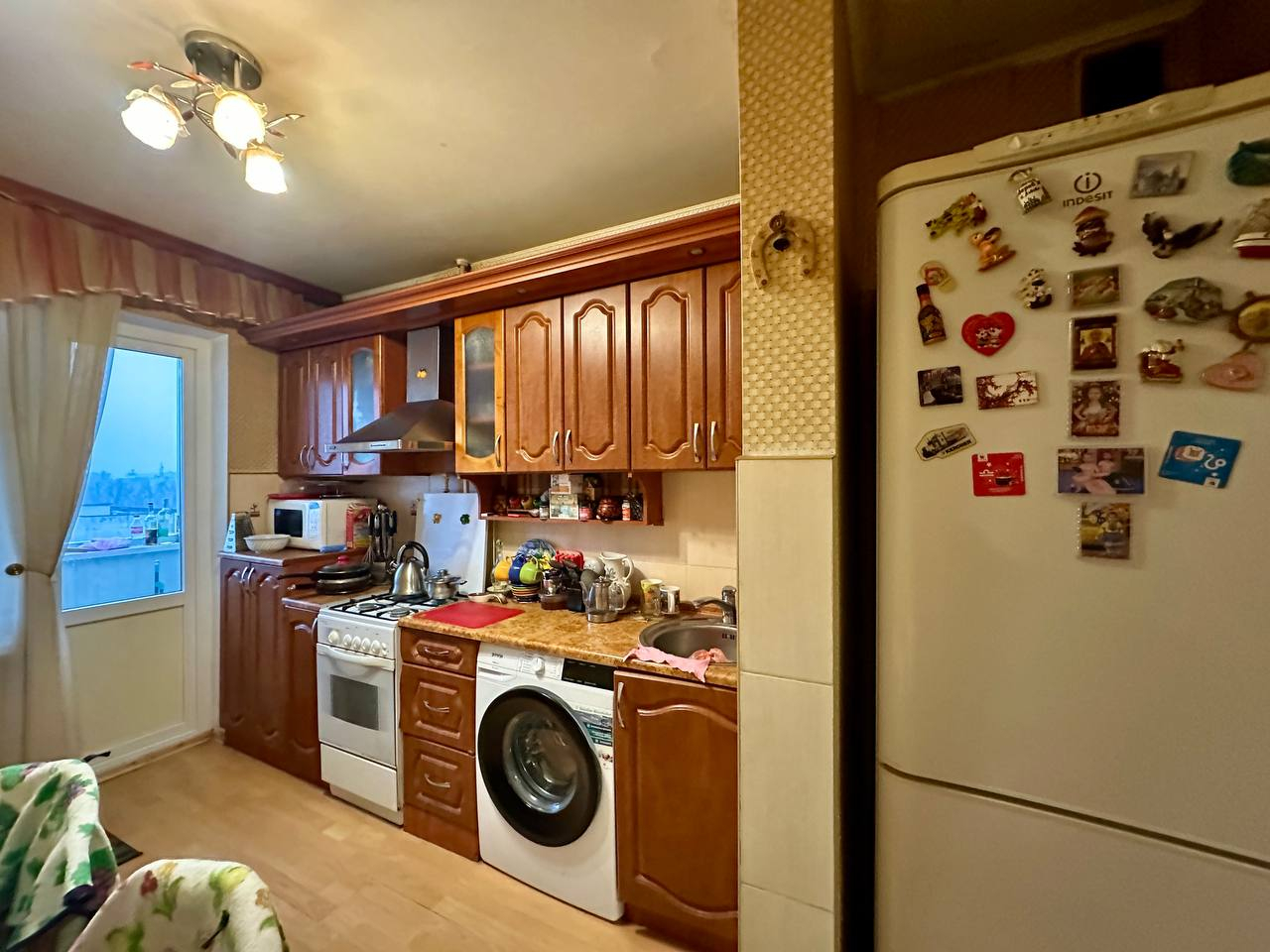 Р-н Градецький,Простора 3 кімнатна 67м2 з ремонтом та меблями. Фото 1
