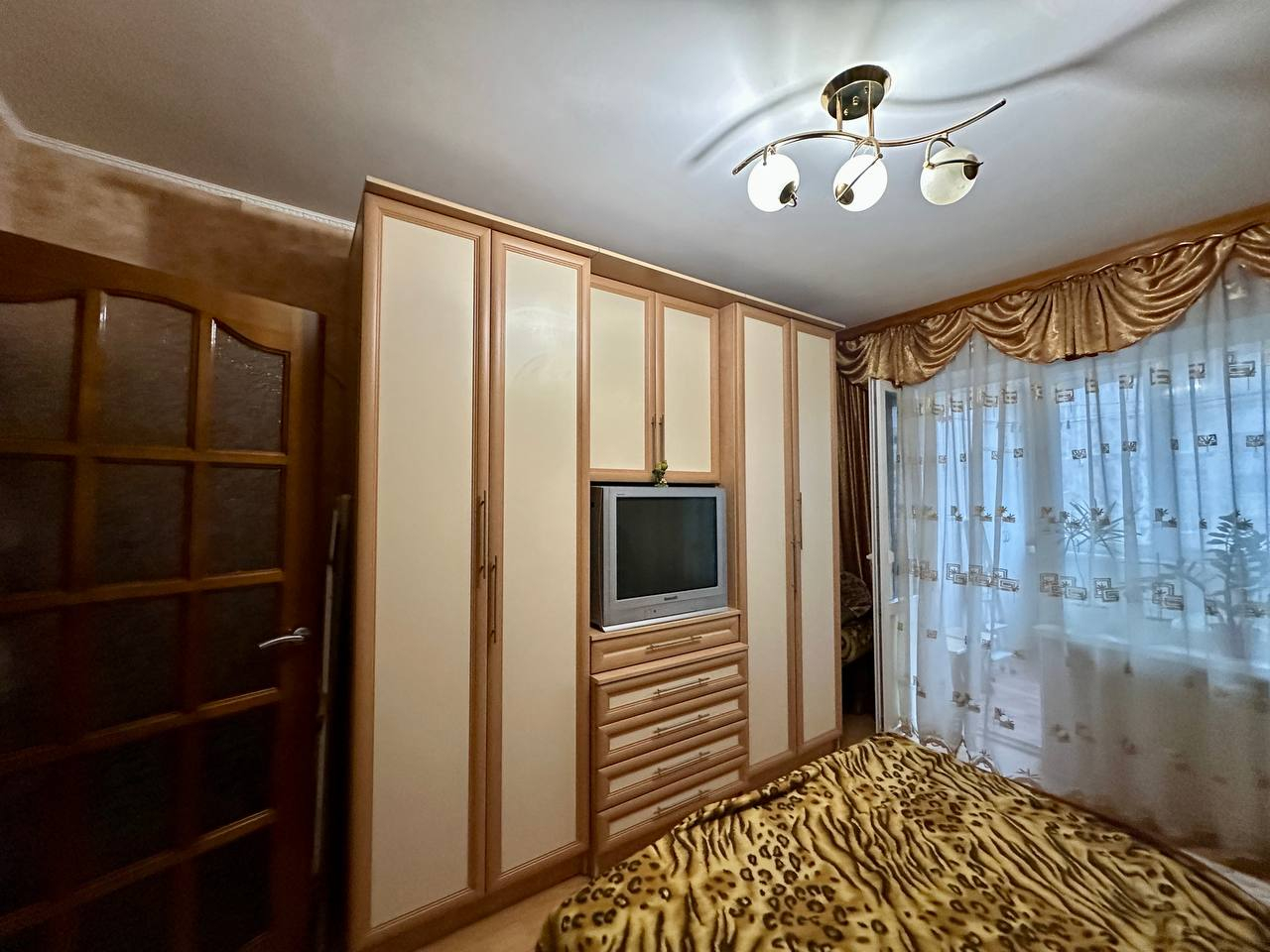 Р-н Градецький,Простора 3 кімнатна 67м2 з ремонтом та меблями. Фото - 3
