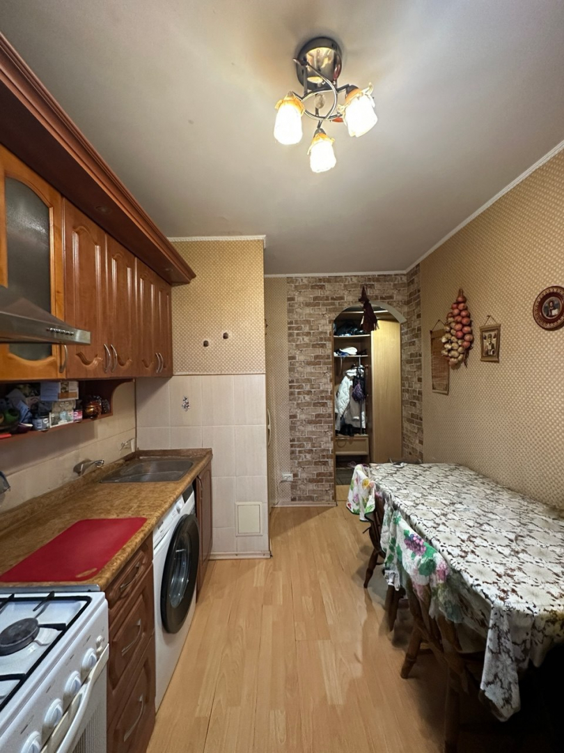 Р-н Градецький,Простора 3 кімнатна 67м2 з ремонтом та меблями. Фото - 1