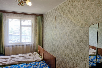 2 кімнатна квартира 45м2, 3/5 по вулиці Соборності(Доценка)