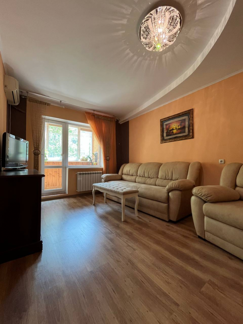 Продається двокімнатна квартира 60м2 з ремонтом, Масани. Фото 1