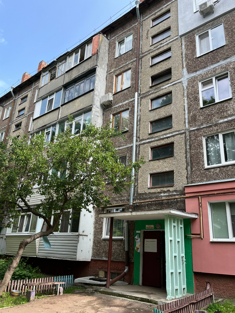 Продається однокімнатна квартира 33м2 з ремонтом, Захисників України. Фото 1