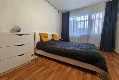 Гарна 1 кімнатна квартира 31м2 з ремонтом та балконом на 1 поверсі