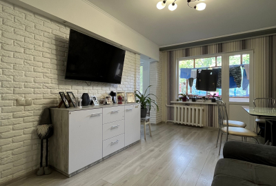 Продається простора 3-кімнатна квартира з ремонтом 63м2, р-н Соборності