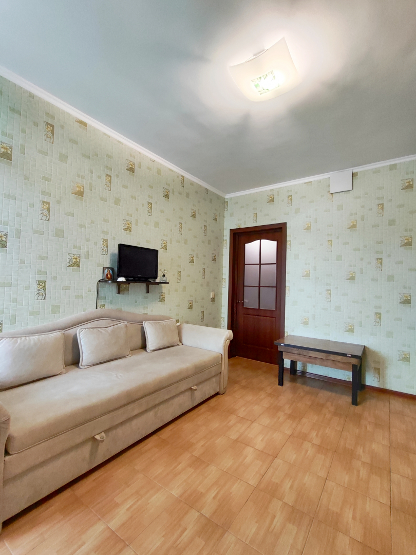 Затишна 1-кімнатна з видом на міський парк— з технікою та меблями. Фото - 5
