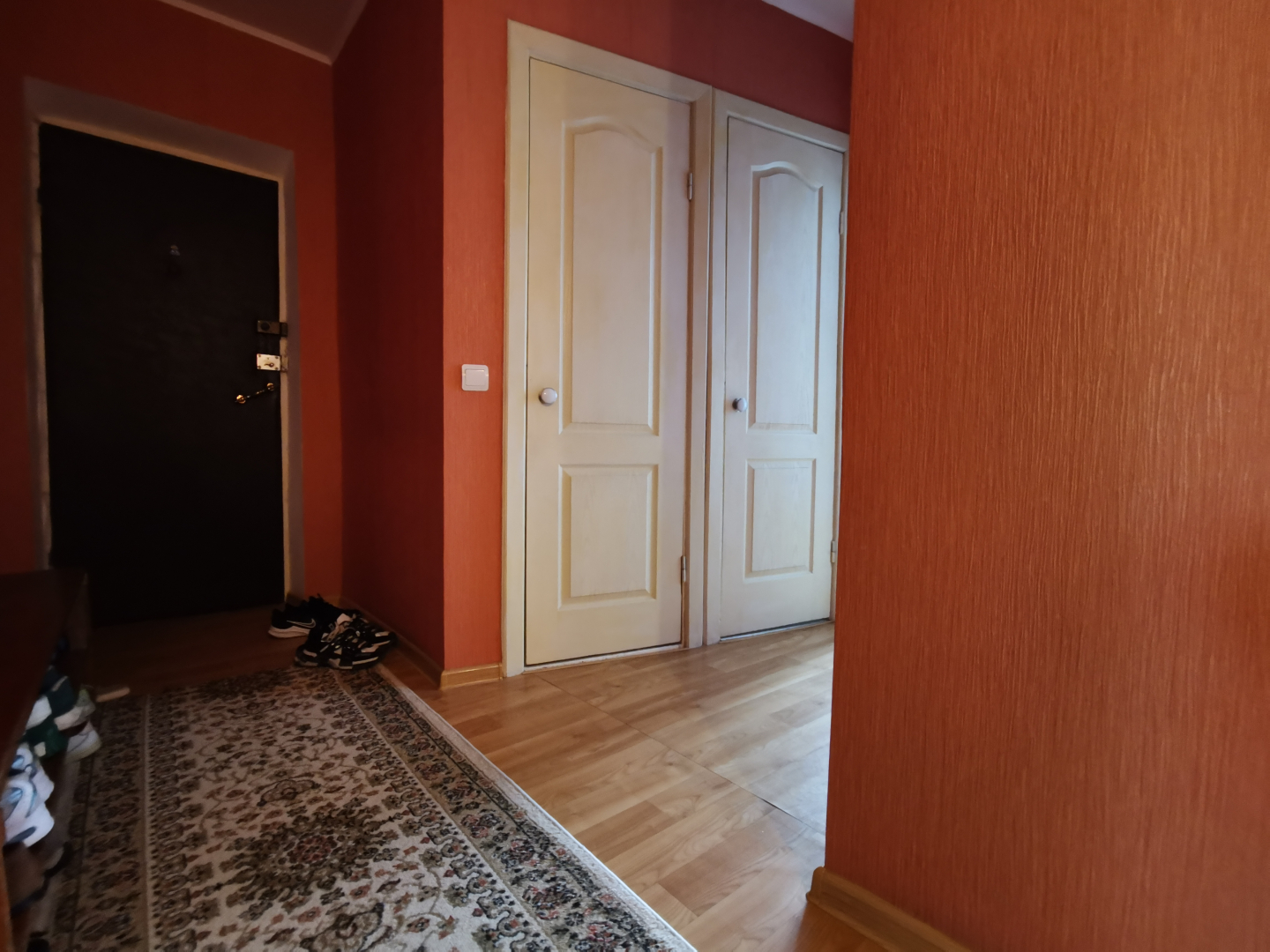 Продається 2-кімнатна квартира в районі ринку Нива. Фото - 12