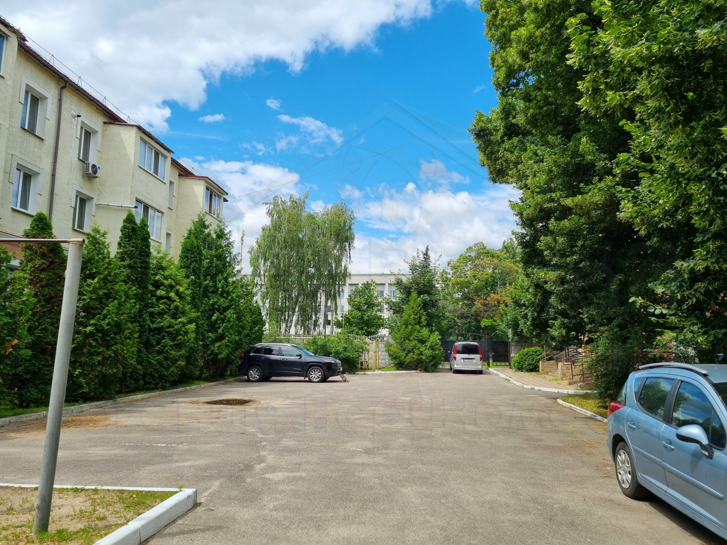 2 кімнатна квартира 72м2 з індивідуальним опаленням біля Центрального Ринку. Фото - 17