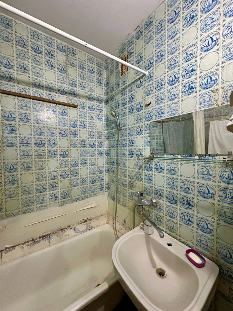 Р-н Градецький,1 кімнатна 35м2,житловий стан,Сертифікат. Фото - 11