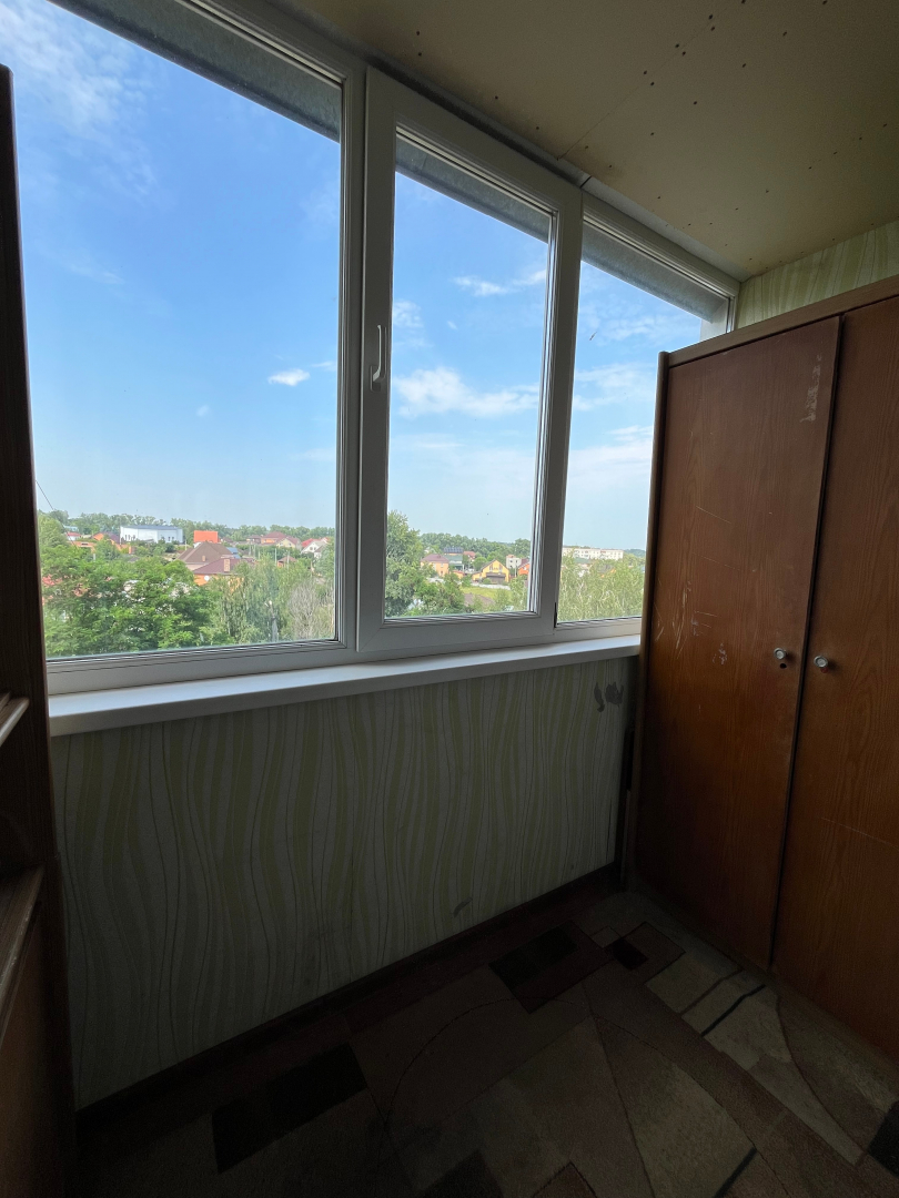 Простора 3-кімнатна квартира в Чернігові, район Бобровиця. Фото - 15