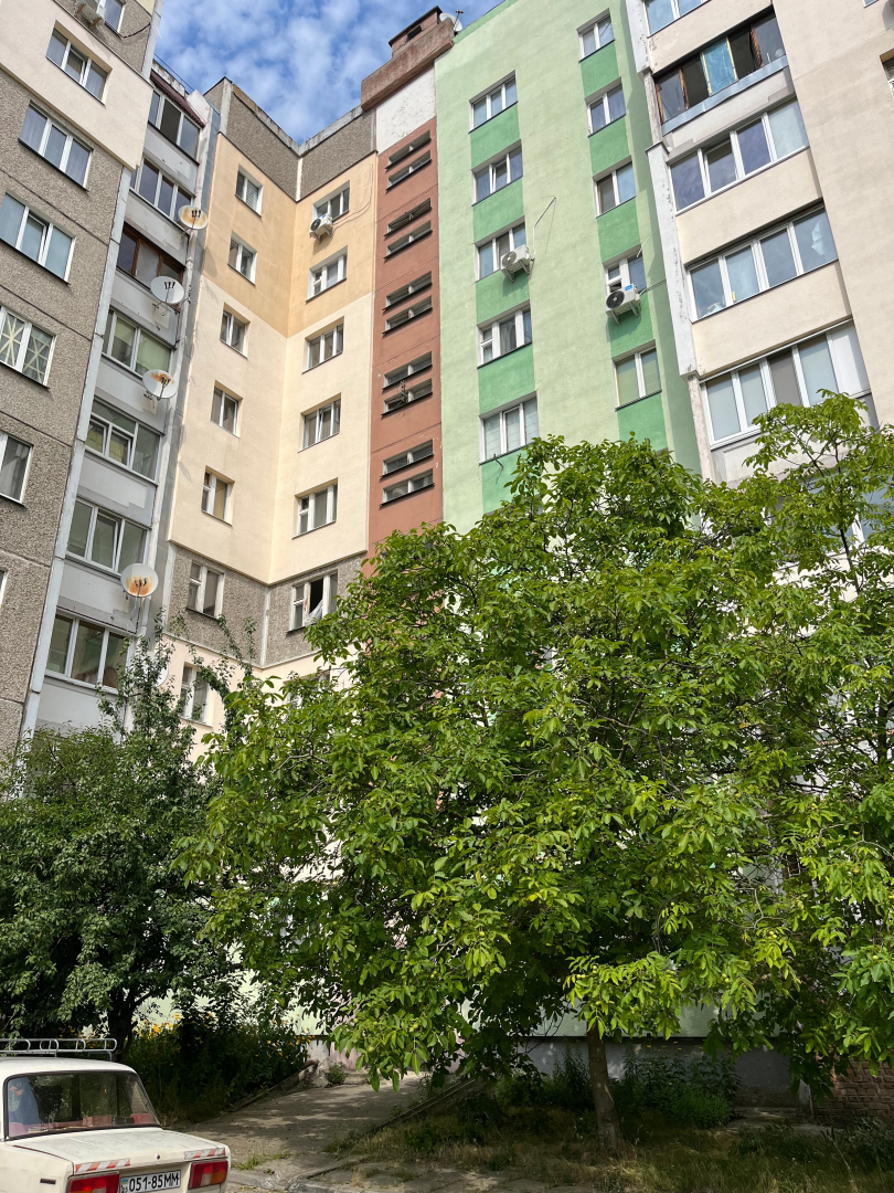 Простора 3-кімнатна квартира в Чернігові, район Бобровиця. Фото 1