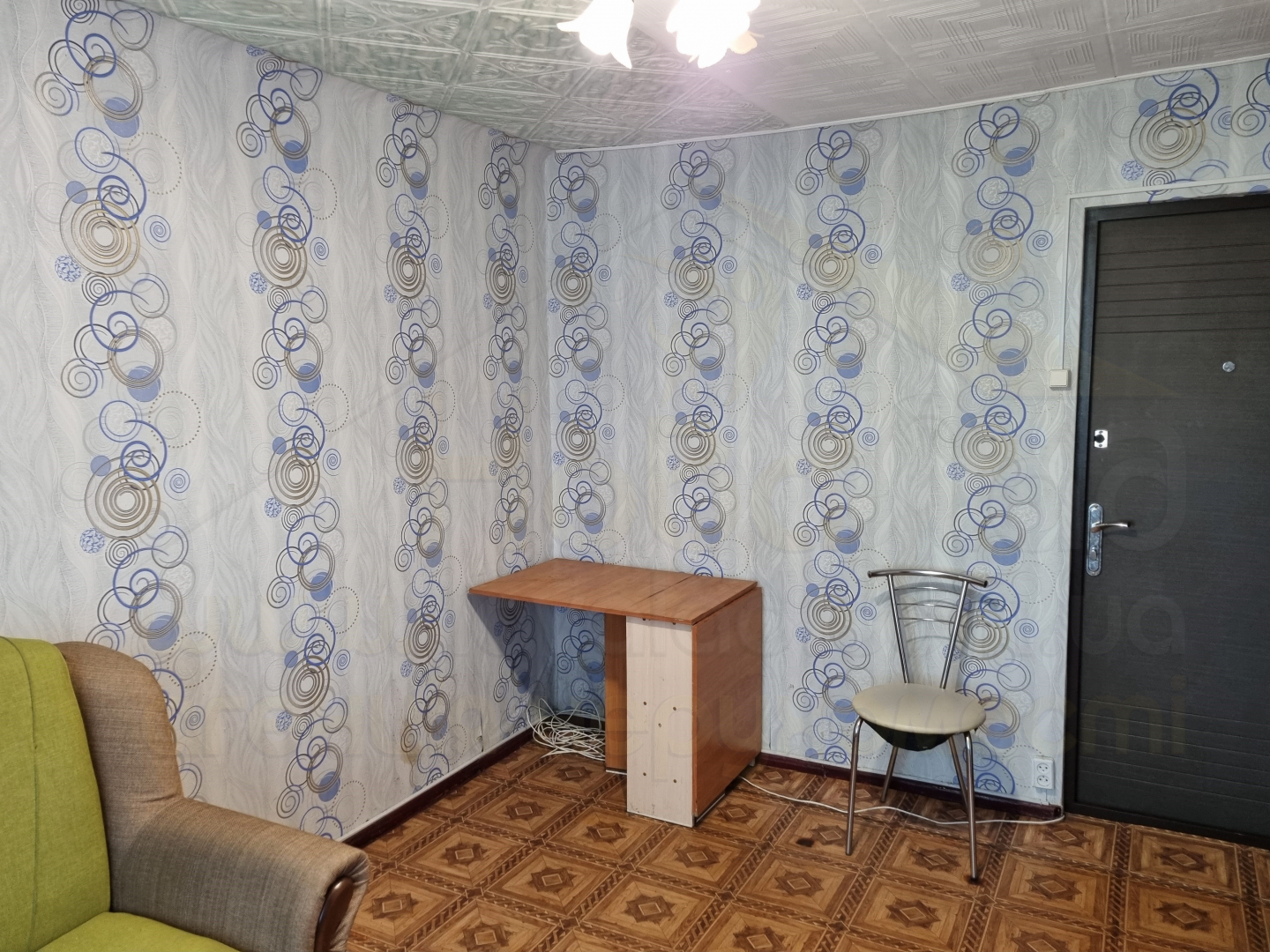 Кімната 13 м2 на 4 поверсі в гуртожитку в районі Круга. Фото - 2