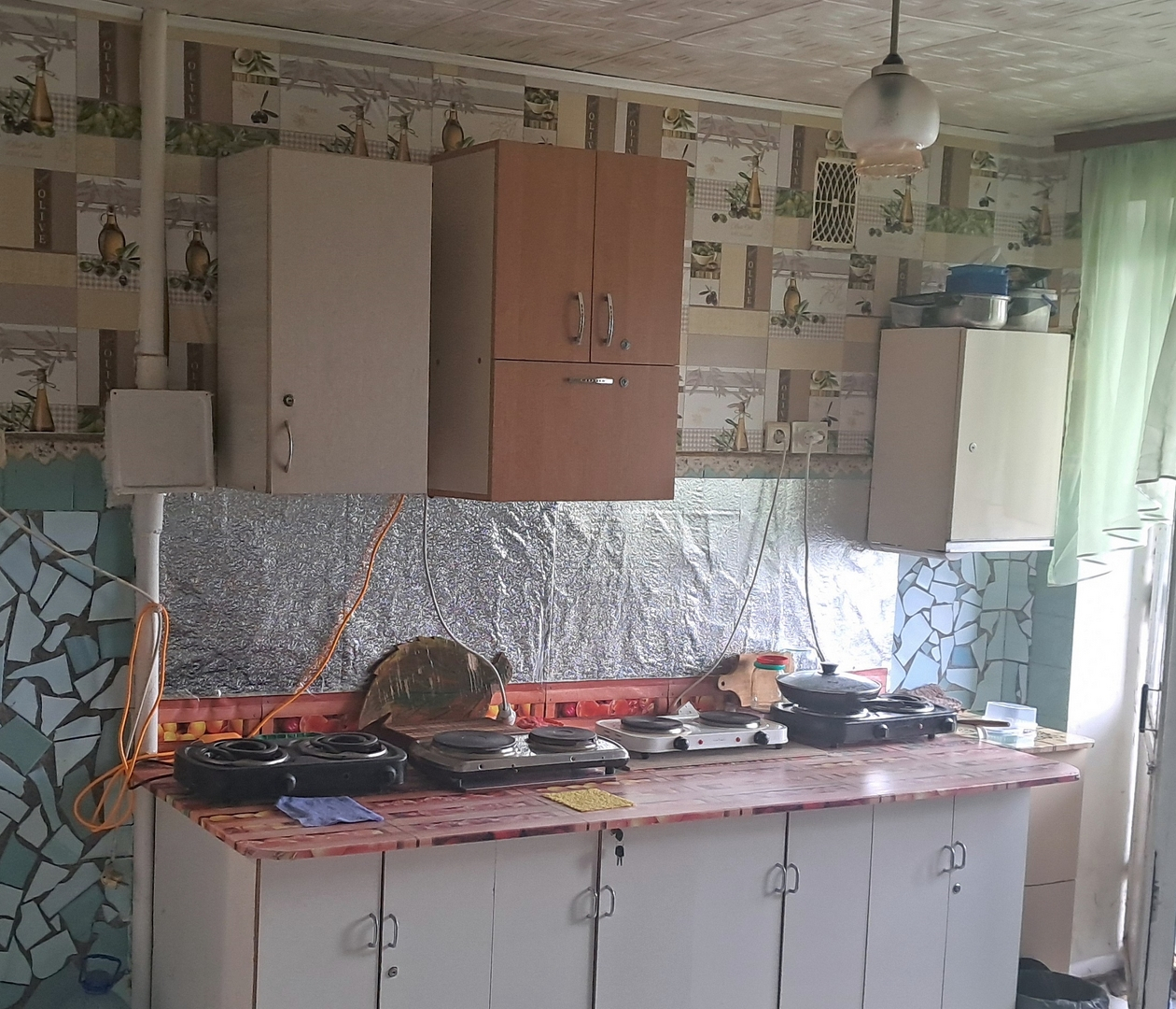 Велика кімната 17 м2 на середньому поверсі в гуртожитку район "Hollywood". Фото 1