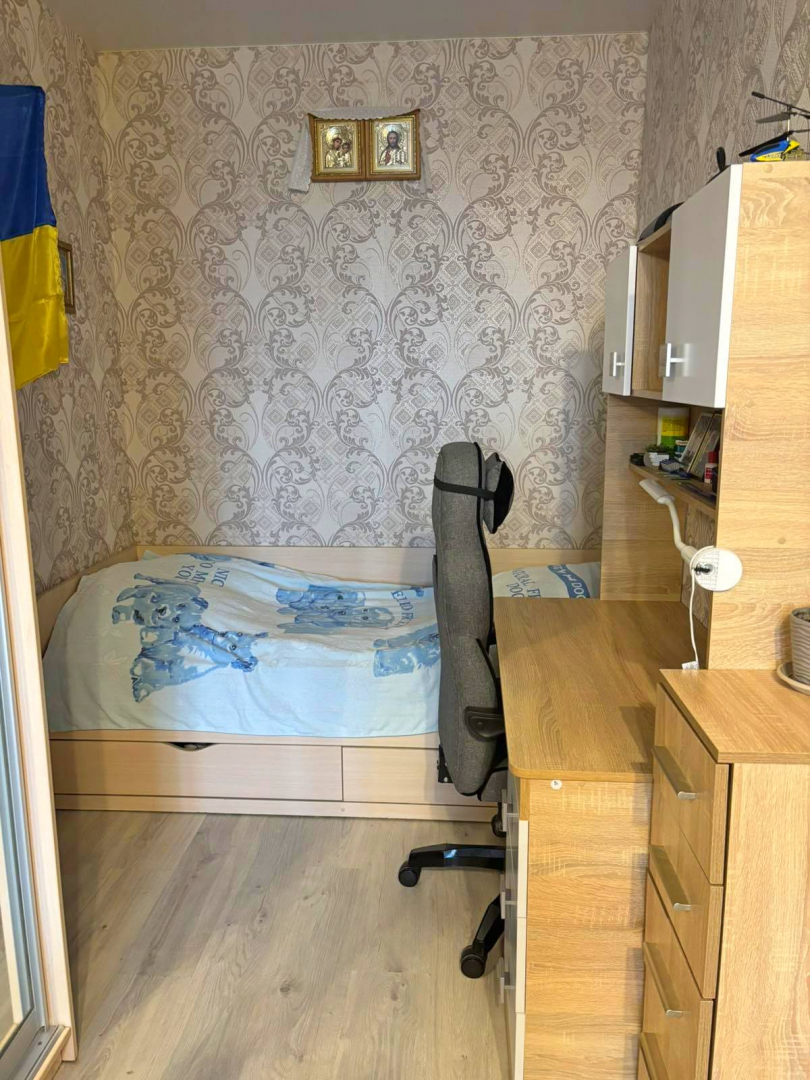 Простора 1-кімнатна квартира в районі ЗАЗ. Фото - 6