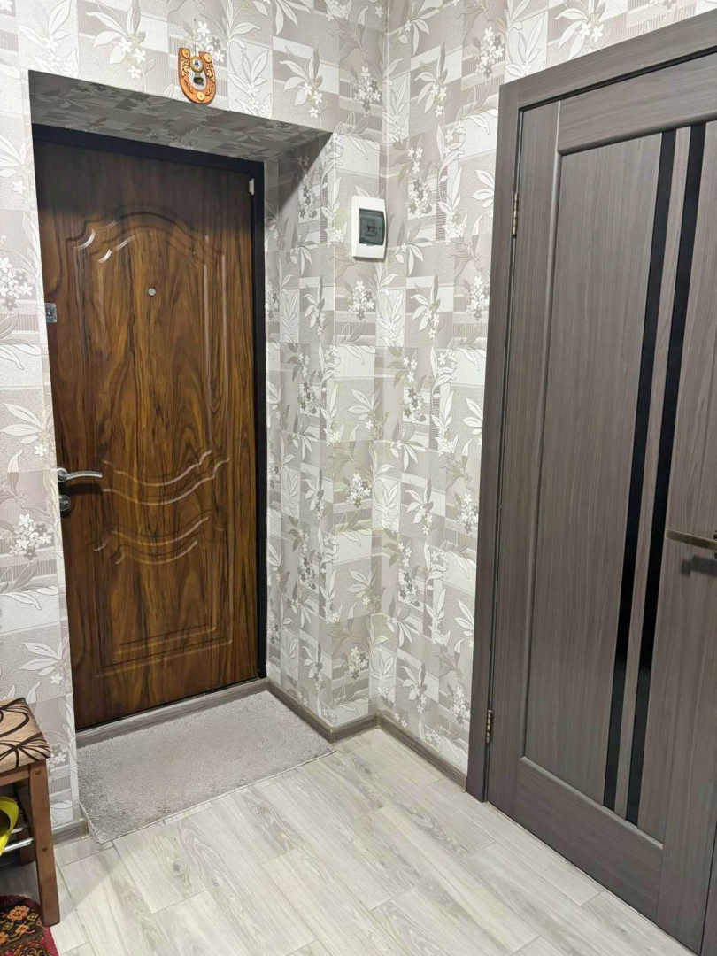 Простора 1-кімнатна квартира в районі ЗАЗ. Фото - 3