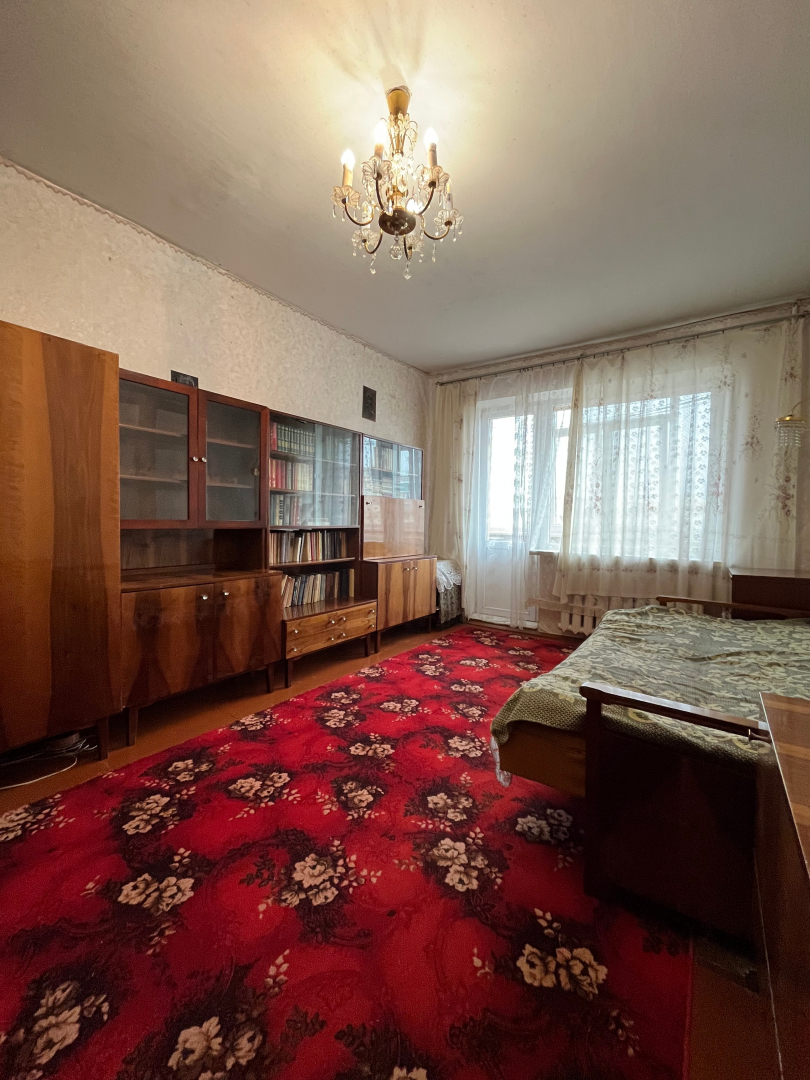 Продається 2-кімнатна квартира 49м2 в самому центрі Чернігова, р-н Градецького. Фото 1
