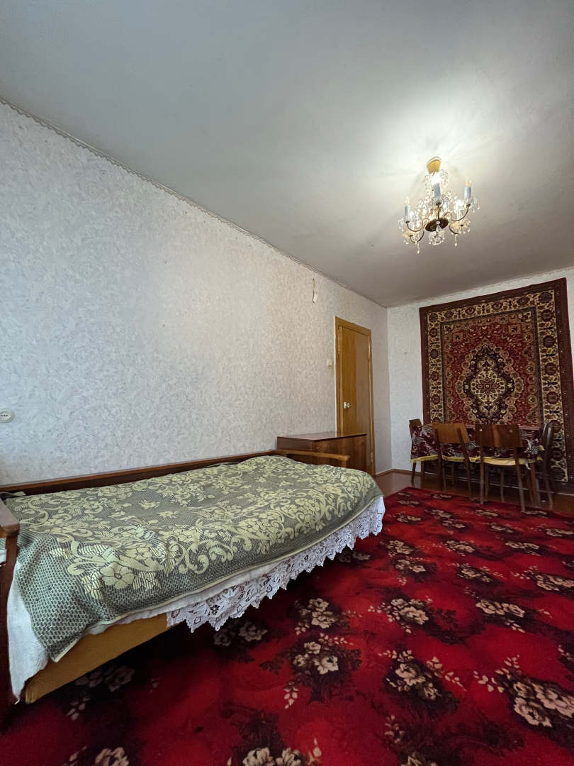 Продається 2-кімнатна квартира 49м2 в самому центрі Чернігова, р-н Градецького. Фото - 1