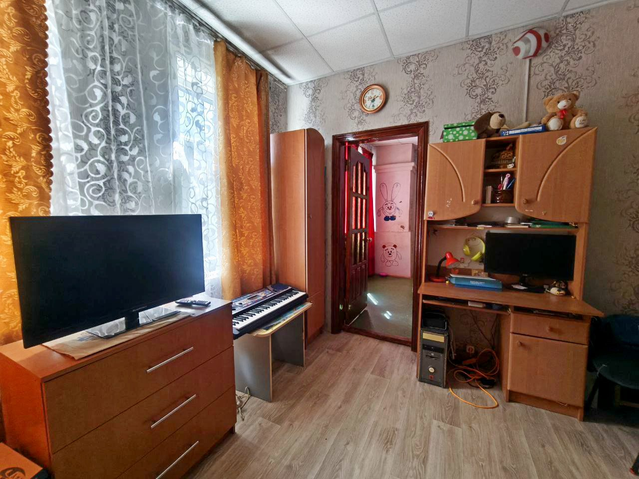 2 кімнатна квартира в гарному стані з меблями. Цетр міста. Фото - 9