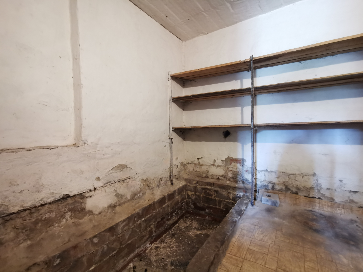 Продається 2-поверховий цегляний будинок у Чернігові (район Масани). Фото - 8