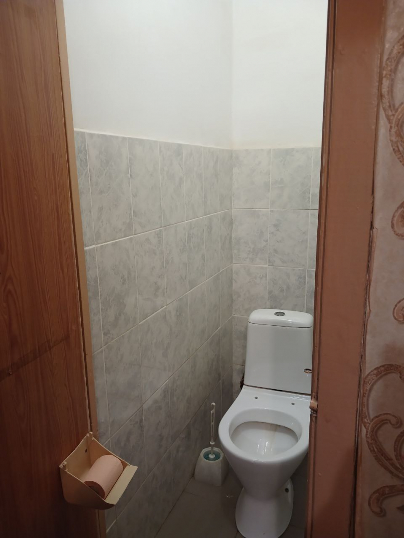 Кімната в гуртожитку блочного типу 17,5 м2, на 4 поверсі по вулиці Самоквасова 1(YM). Фото - 4