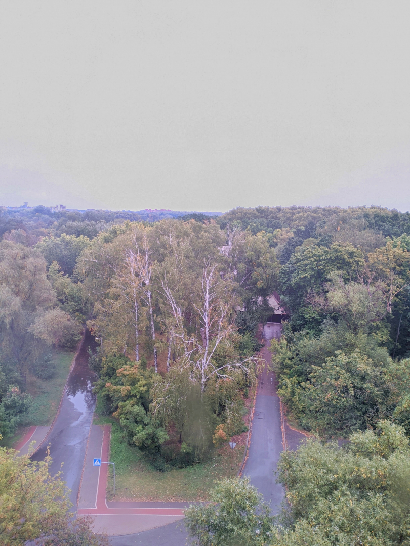 1-кімнатна під Ваш ремонт на Червоному мосту з видом на Горсад. Фото - 1