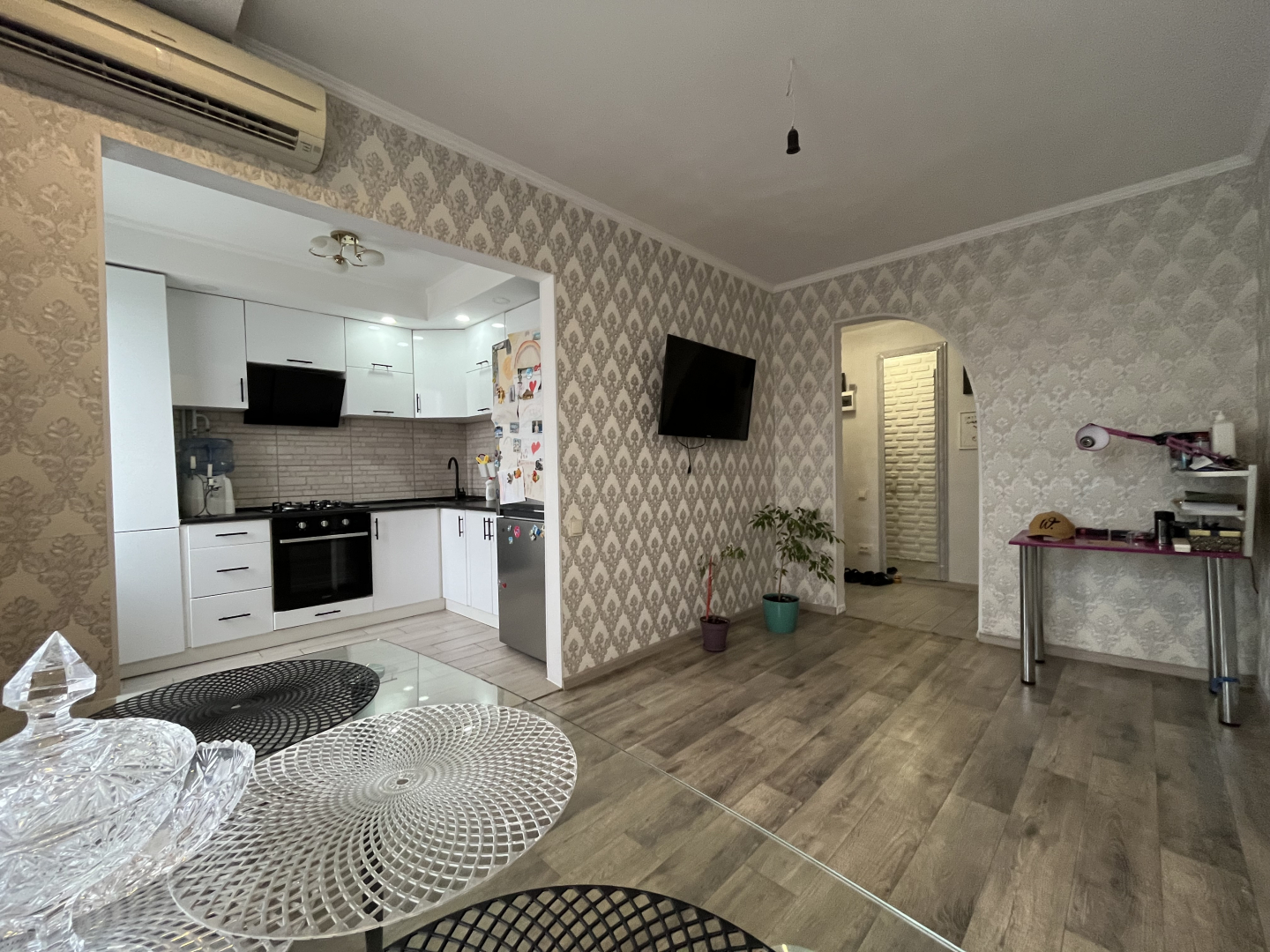 Продається 4-на квартира 61 м2 з сучасним ремонтом, Ремзавод. Фото 1