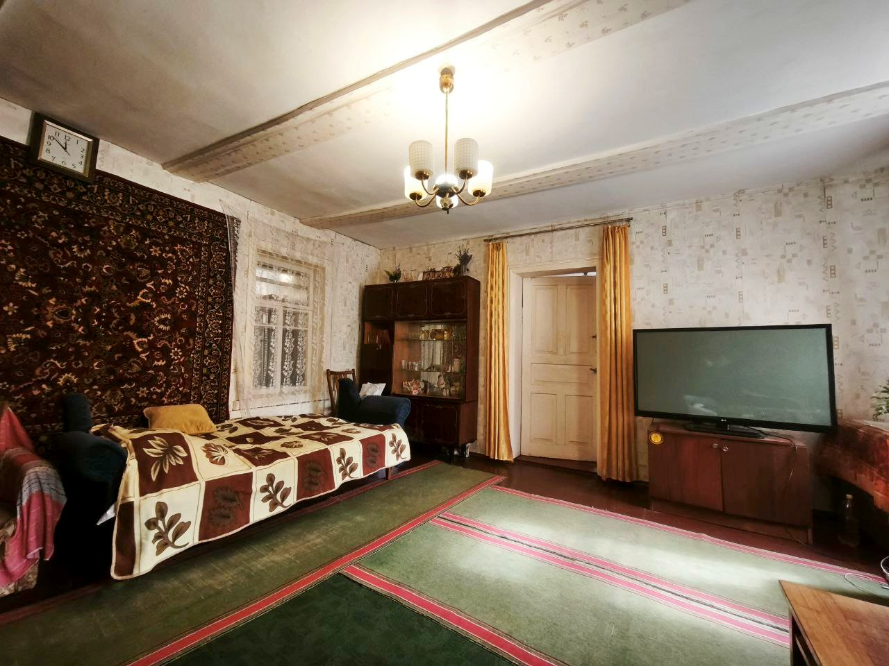 Частина будинку 92 м2 з усіма зручностями + 10 соток приватизовані. Фото - 1