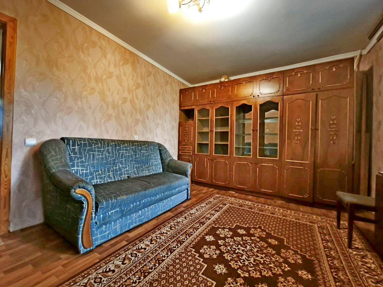 Затишна та простора 2 кімнатна квартира з ремонтом вул. Корольова. Фото 1