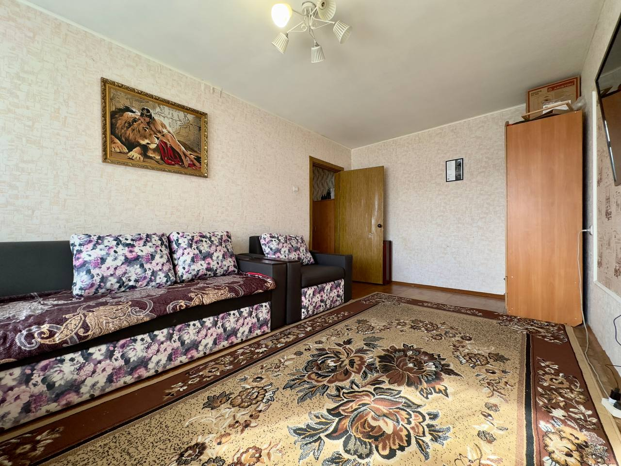 Затишна двокімнатна квартира 45м2,меблі+техніка,Сертифікат. Фото - 1