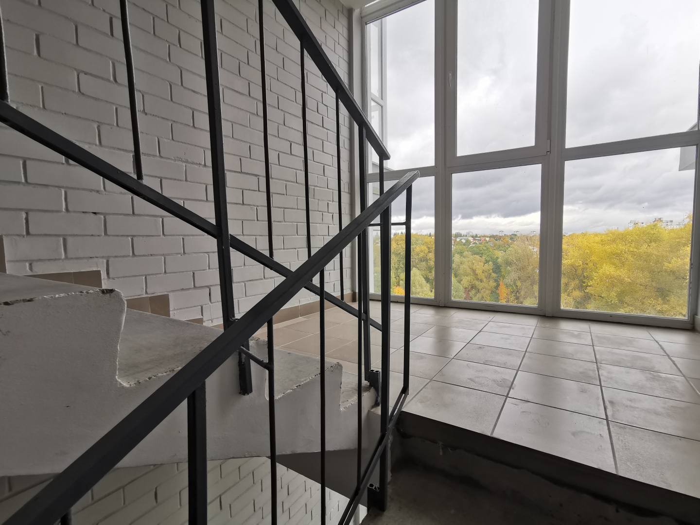 1-кімнатна квартира в елітній новобудові, центр міста, 50 м². Фото - 12