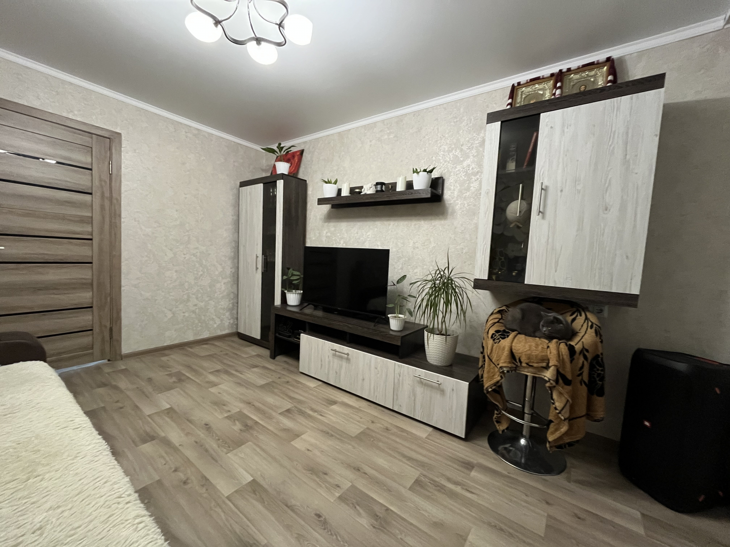 Продається затишна 2-кімнатна квартира з сучасним ремонтом!. Фото - 2